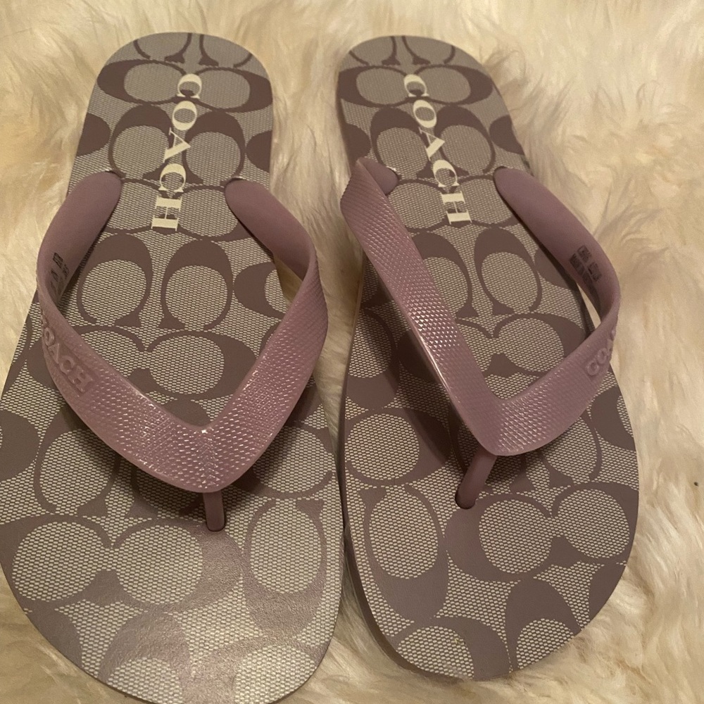 Coach flip flops size 8 never worn